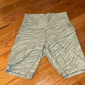 Lululemon biker shorts